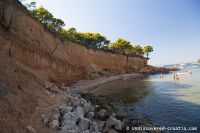 Read more: Red beach,  isle vrgada